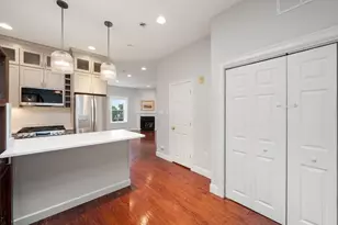 54 Monument Ave, Boston, MA 02129 - Photo 6