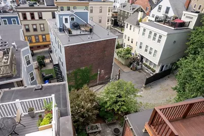 54 Monument Ave #5, Boston, MA 02129 - Photo 30