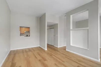 164 High St #203, Holyoke, MA 01040 - Photo 8