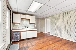255 Center St, Ludlow, MA 01056 - Photo 10