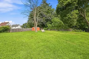 255 Center St, Ludlow, MA 01056 - Photo 38