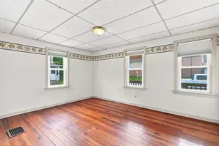 255 Center St, Ludlow, MA 01056 - Photo 16