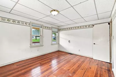 255 Center St, Ludlow, MA 01056 - Photo 18
