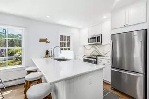 8 Atlantic Ave, Provincetown, MA 02657 - Photo 6