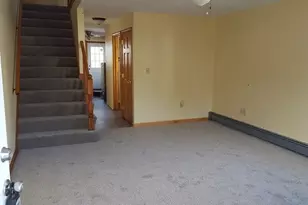 94 Bowden St, Lowell, MA 01852 - Photo 10