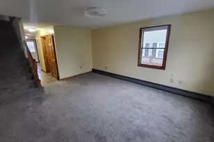 94 Bowden St, Lowell, MA 01852 - Photo 10