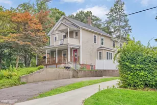 36 Ames Ave, West Springfield, MA 01089 - Photo 2