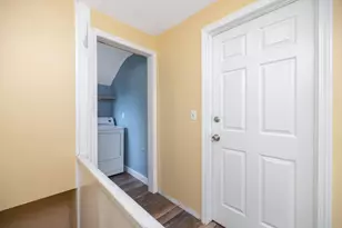 36 Ames Ave, West Springfield, MA 01089 - Photo 22