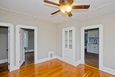 132 Grover St, Springfield, MA 01104 - Photo 14