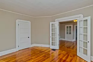 132 Grover St, Springfield, MA 01104 - Photo 10