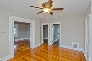 132 Grover St, Springfield, MA 01104 - Photo 20
