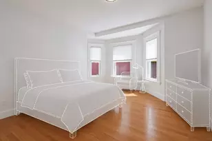 54 Bloomfield St, Boston, MA 02124 - Photo 24