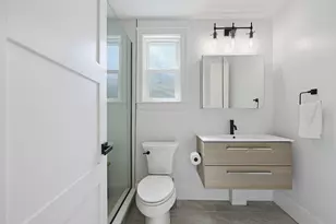 54 Bloomfield St, Boston, MA 02124 - Photo 20