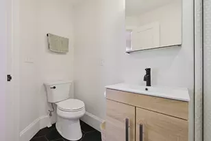 54 Bloomfield St, Boston, MA 02124 - Photo 16