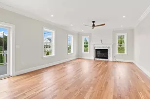 36 Ferullo Dr, Woburn, MA 01801 - Photo 12