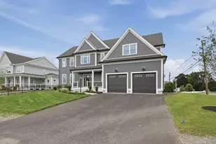 36 Ferullo Dr, Woburn, MA 01801 - Photo 2