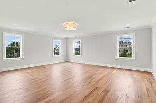 36 Ferullo Dr, Woburn, MA 01801 - Photo 18