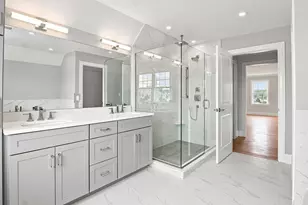 36 Ferullo Dr, Woburn, MA 01801 - Photo 20