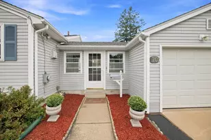 70 Crestwood, Chicopee, MA 01020 - Photo 4