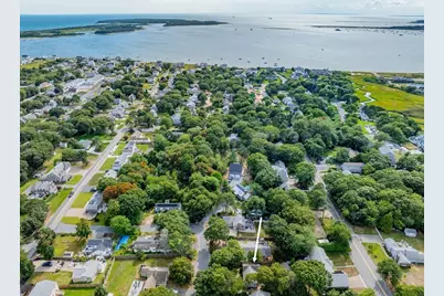 51 Prospect Avenue, Yarmouth, MA 02673 - Photo 2