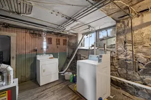 89 Rockland St, Fall River, MA 02724 - Photo 26