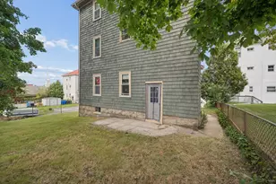 89 Rockland St, Fall River, MA 02724 - Photo 6