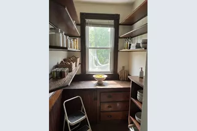 37 Waverly Street #B, Boston, MA 02135 - Photo 8