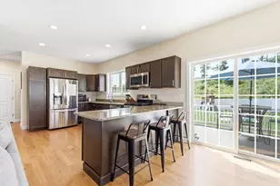 29 Tea Party Dr, Uxbridge, MA 01569 - Photo 20
