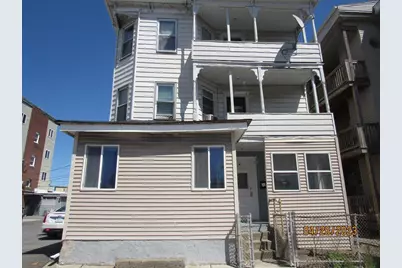 4 Plum St #3, Worcester, MA 01604 - Photo 1
