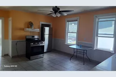 4 Plum St #3, Worcester, MA 01604 - Photo 8