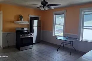 4 Plum St, Worcester, MA 01604 - Photo 8