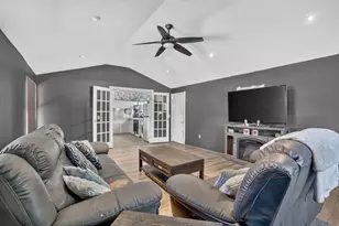 223 Elsie Rd, Brockton, MA 02302 - Photo 10