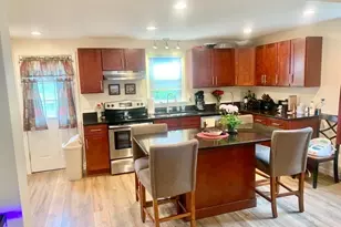 77 Moseley, Westfield, MA 01085 - Photo 2