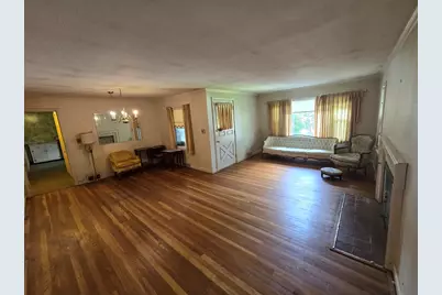 43 Zenith Dr, Worcester, MA 01602 - Photo 2