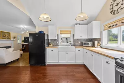 6 Pine St, Medfield, MA 02052 - Photo 6