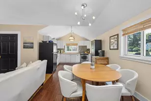 6 Pine St, Medfield, MA 02052 - Photo 10