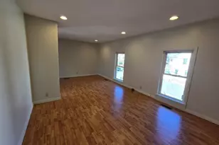 15 S Main St, Williamsburg, MA 01039 - Photo 8