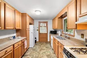 16 Crown Rd, Westford, MA 01886 - Photo 12
