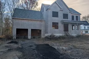 5 Windsor Dr, Attleboro, MA 02703 - Photo 1