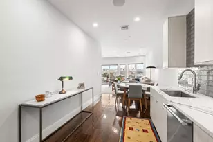 582 E Broadway, Boston, MA 02127 - Photo 10