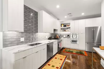582 E Broadway #4, Boston, MA 02127 - Photo 1
