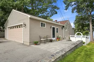 86 Bates Point Rd, Webster, MA 01570 - Photo 32