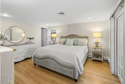 86 Bates Point Rd, Webster, MA 01570 - Photo 16
