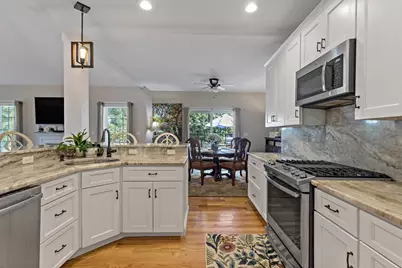 618 Bourne Rd, Plymouth, MA 02360 - Photo 12
