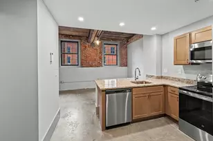 90 Grove St, Worcester, MA 01605 - Photo 4