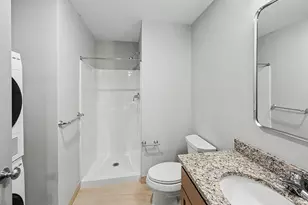 90 Grove St, Worcester, MA 01605 - Photo 8