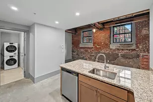 90 Grove St, Worcester, MA 01605 - Photo 4