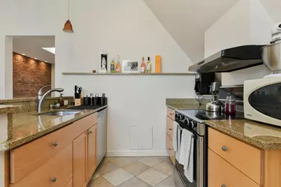 1774 Beacon St #6, Brookline, MA 02445 - Photo 8