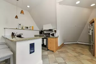 1774 Beacon St, Brookline, MA 02445 - Photo 6