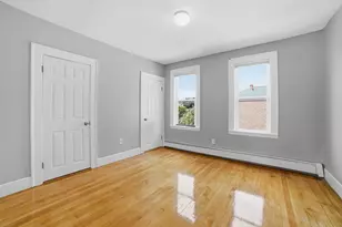 8 Hooper St, Worcester, MA 01605 - Photo 14